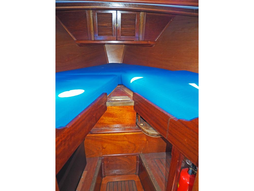 Cabin en avant, H&eacute;bergements
